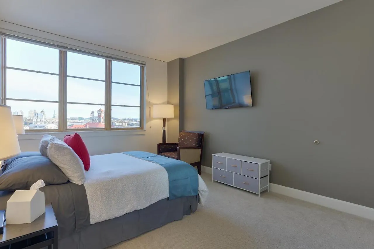 Renu Suites At The Burlington Portland United States