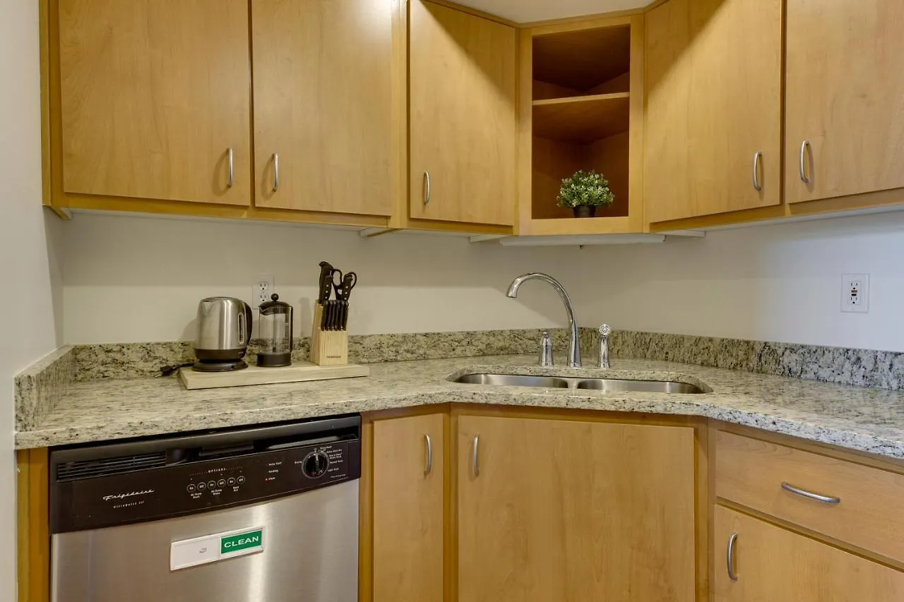 Apartment Renu Suites At The Burlington Portland United States