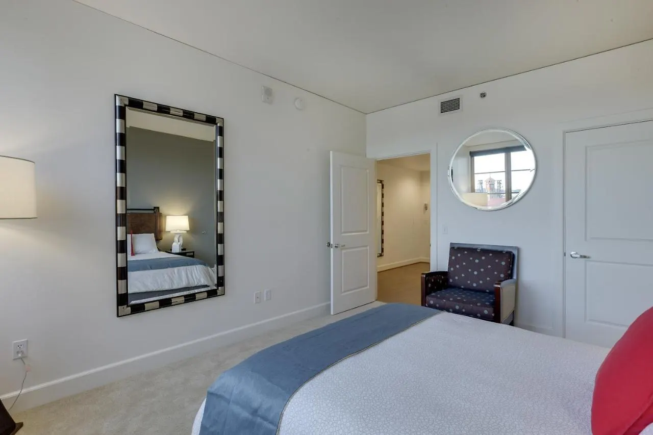 Apartment Renu Suites At The Burlington Portland