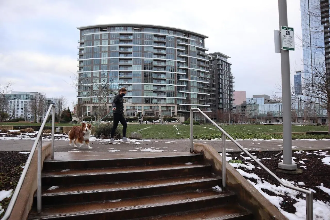 Apartment Renu Suites At The Burlington Portland