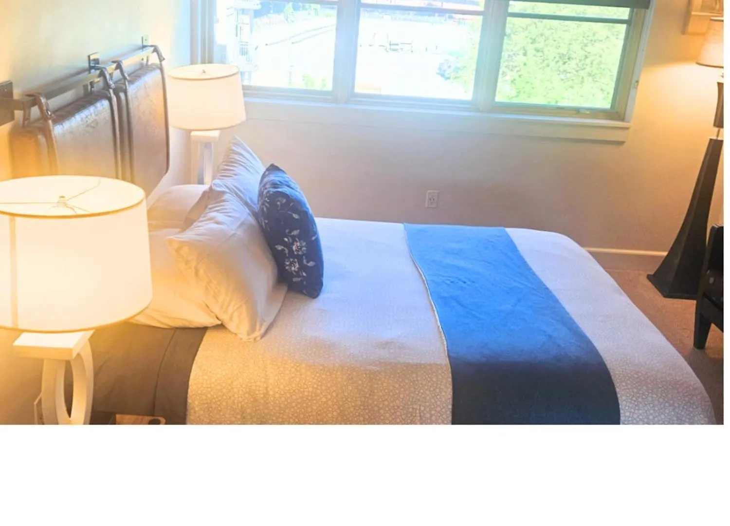 Renu Suites At The Burlington Portland Apartment